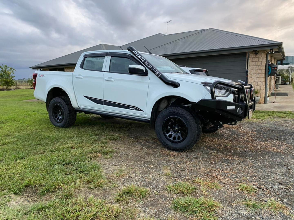 Isuzu Dmax (2021 - Present) - Mid Entry Snorkel - Seamless Powder Coated