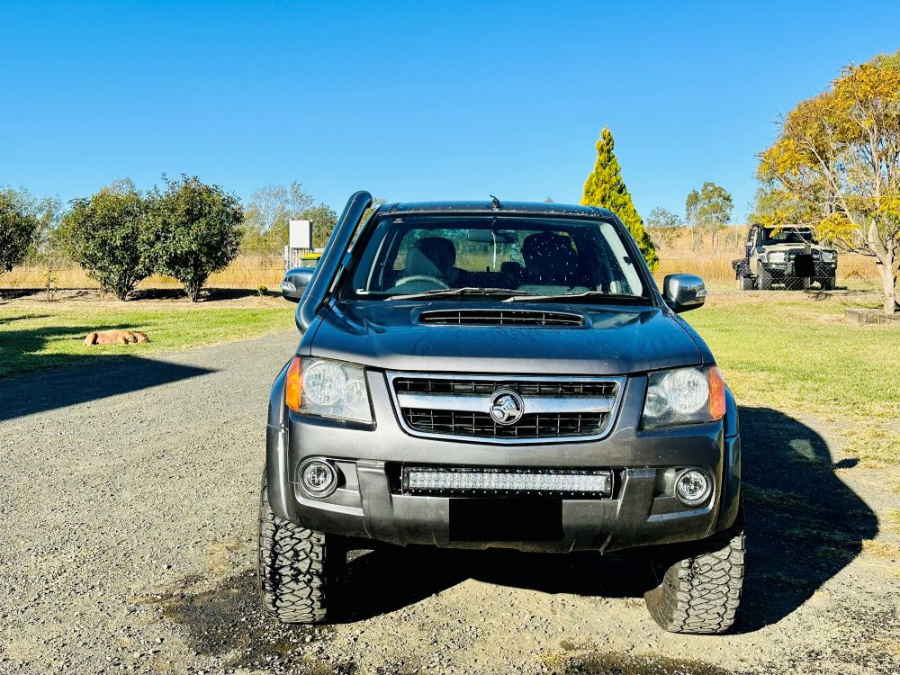 Isuzu Dmax (2008 - 2011) - Short Entry Snorkel - Basic Weld Polished