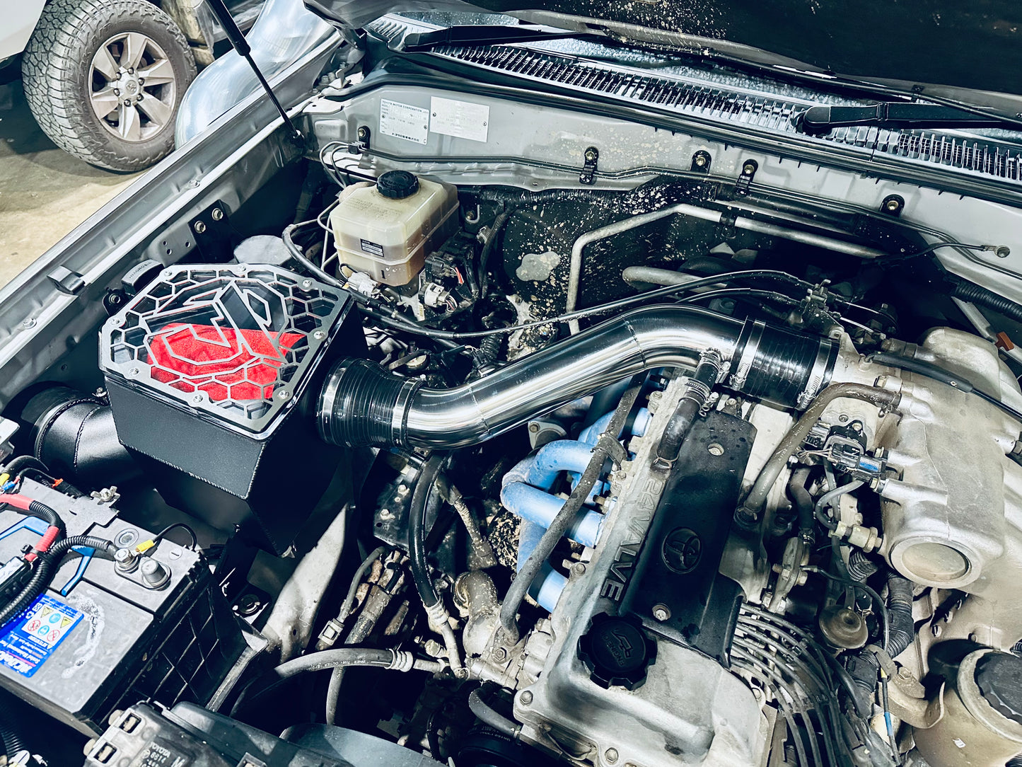 Toyota Landcruiser 100/105 Series - Clear Top Airbox