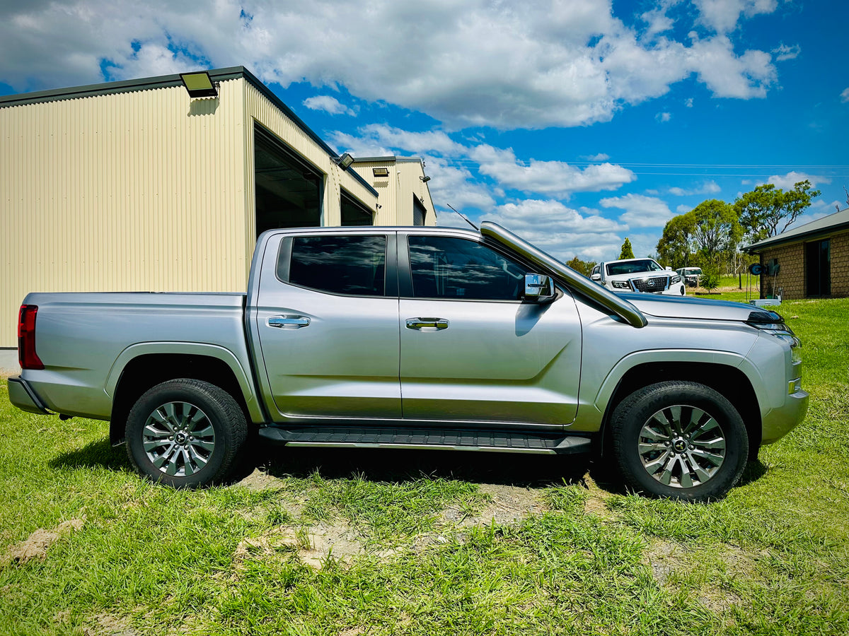 Mitsubishi Triton MV Next Gen (2023+) - Short Entry Snorkel - Seamless Polished