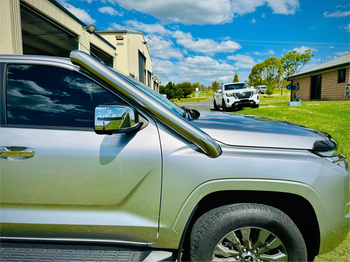 Mitsubishi Triton MV Next Gen (2023+) - Short Entry Snorkel - Seamless Powder Coated