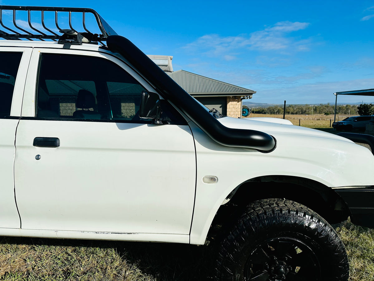 Mitsubishi Triton MK - Mid Entry Snorkel - Basic Weld Polished