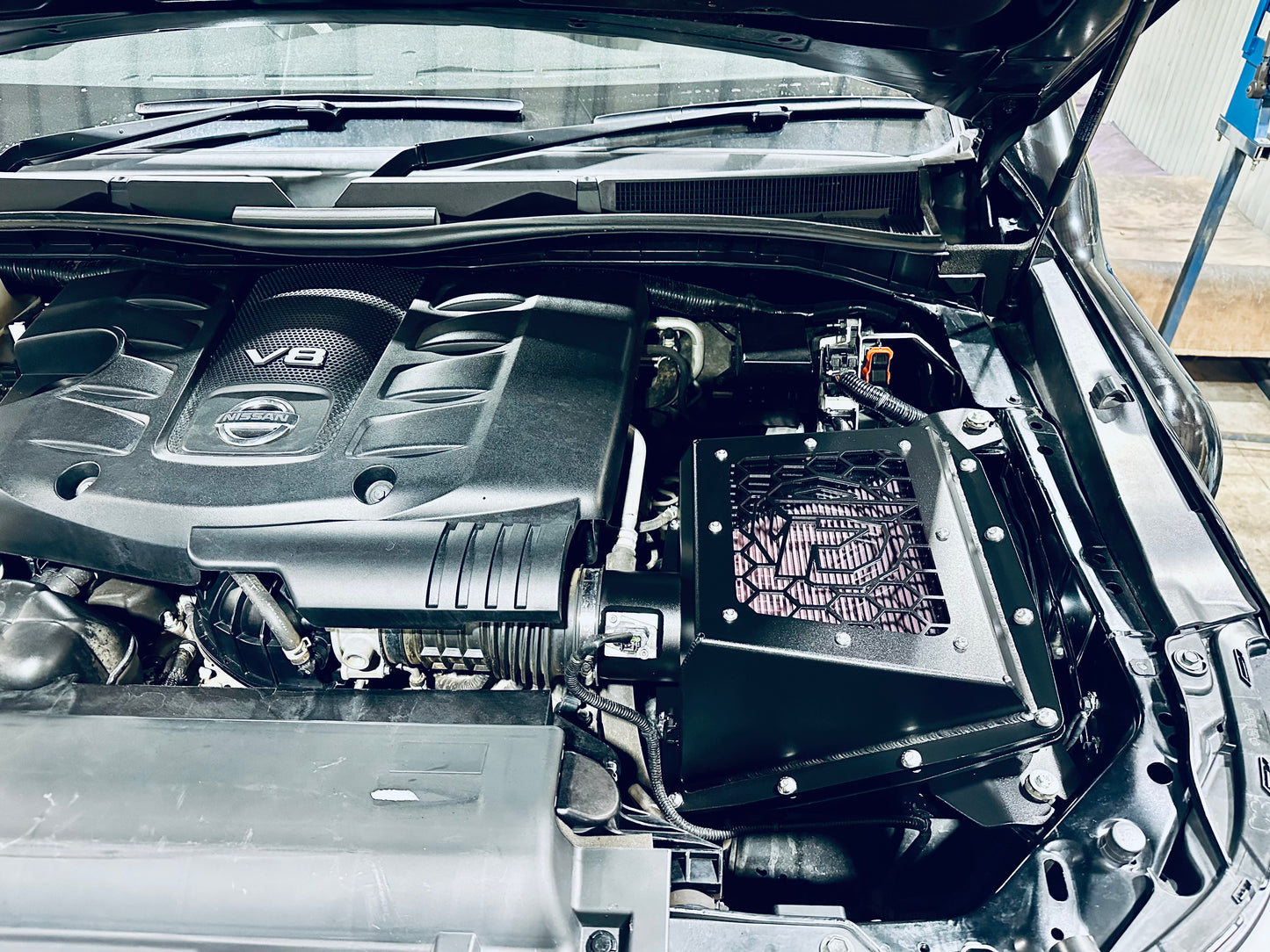 Nissan Patrol Y62 - Panel Airbox