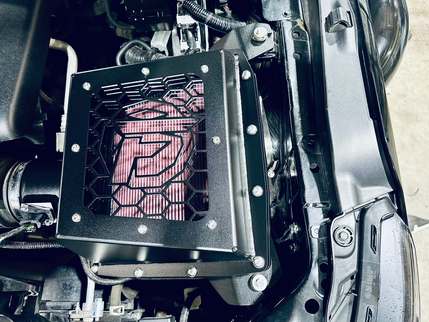 Nissan Patrol Y62 - Panel Airbox