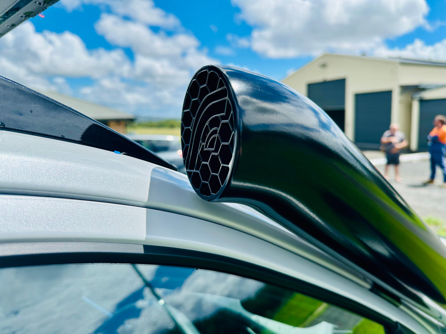 Mitsubishi Triton MV Next Gen (2023+) - Short Entry Snorkel & Clear Top Airbox Package