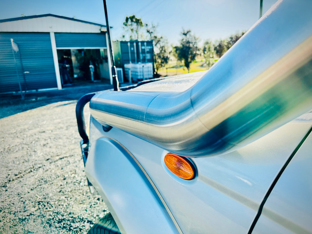 Nissan Navara D22 - Standard Entry Snorkel - Basic Weld Polished