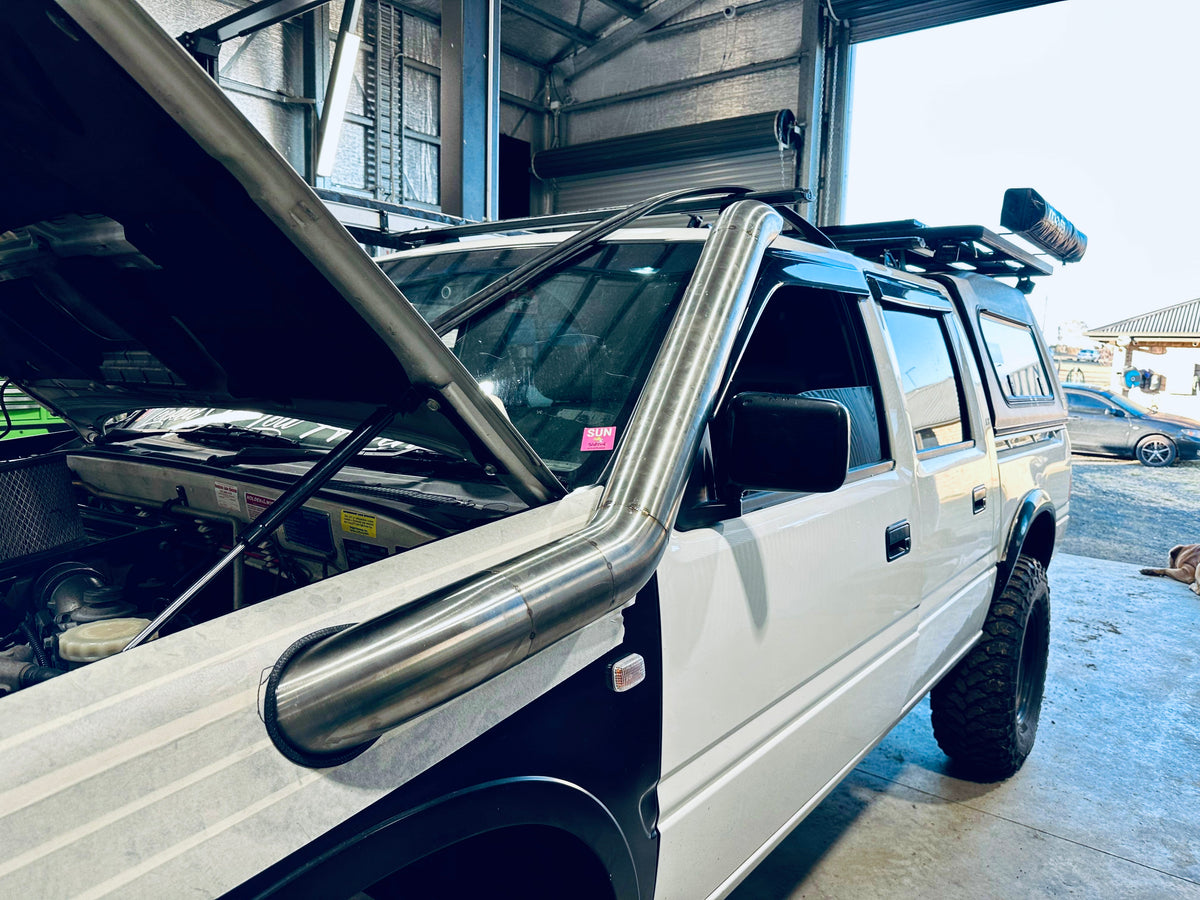 Holden Rodeo TF Snorkel - Seamless Powder Coated