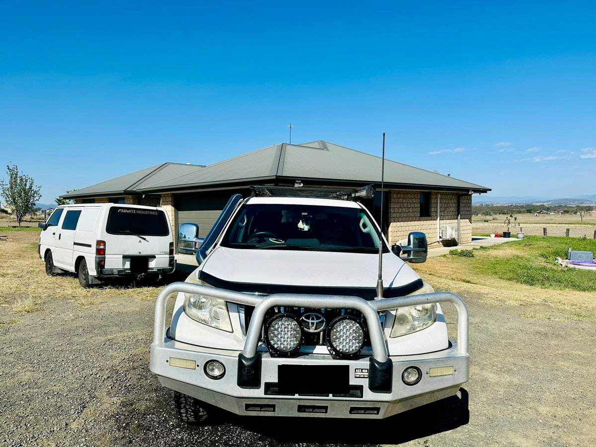 Toyota Landcruiser Prado - 150 Series - Mid Entry Snorkel - Seamless Polished