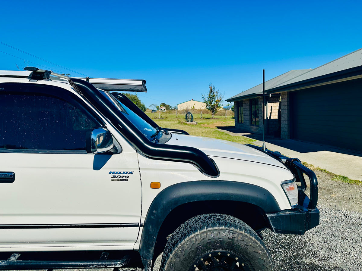 Toyota Hilux N60 -  3RZ 2.7 4 Cyl - (1997 - 2004) - PETROL D/Side DUAL Snorkels - Seamless Powder Coated