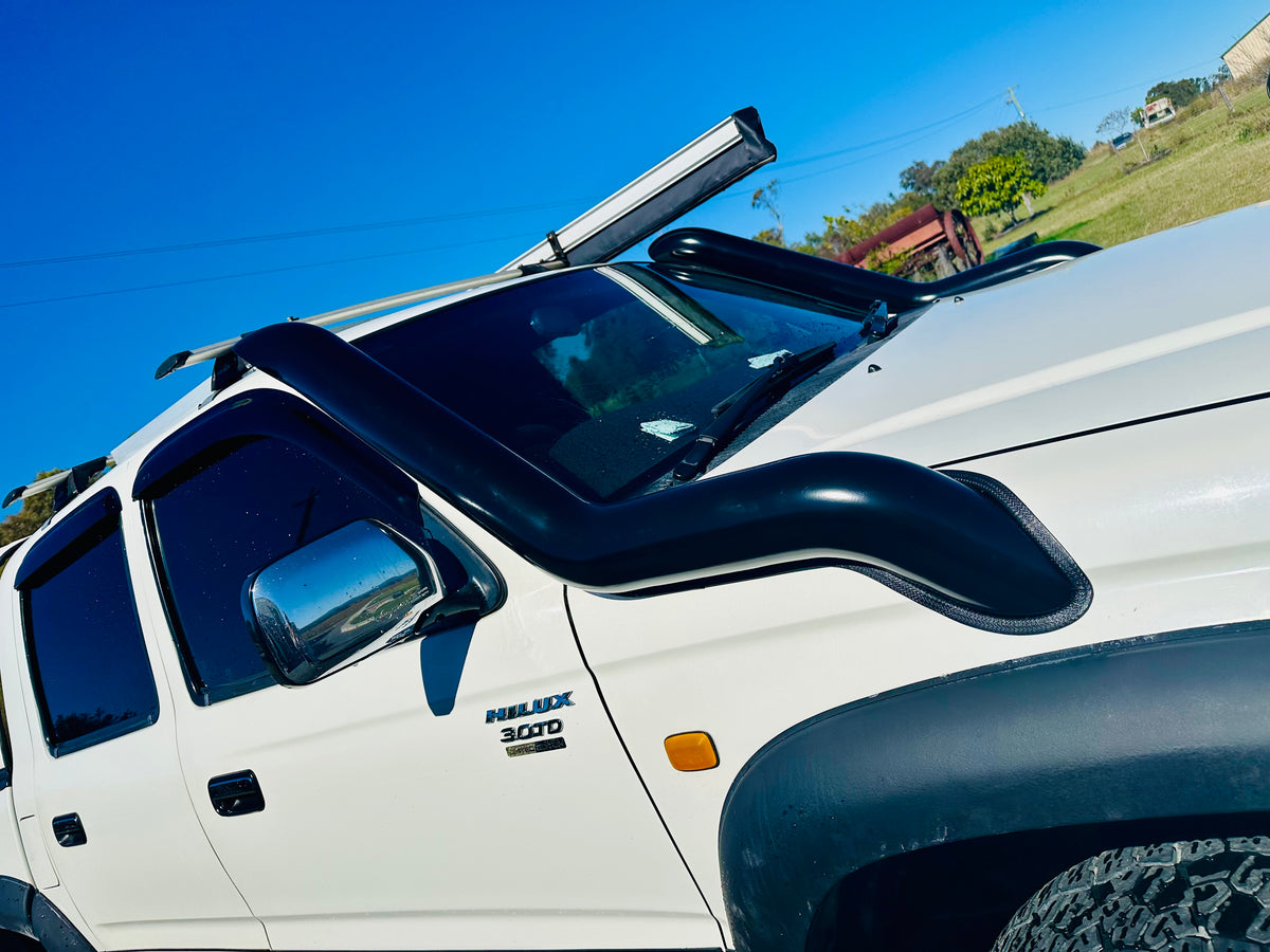 Toyota Hilux N60 -  3RZ 2.7 4 Cyl - (1997 - 2004) - PETROL D/Side DUAL Snorkels - Seamless Powder Coated