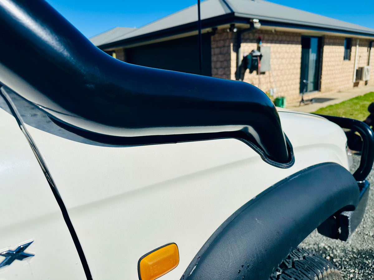 Toyota Hilux N60 -  3RZ 2.7 4 Cyl - (1997 - 2004) - PETROL D/Side DUAL Snorkels - Seamless Powder Coated