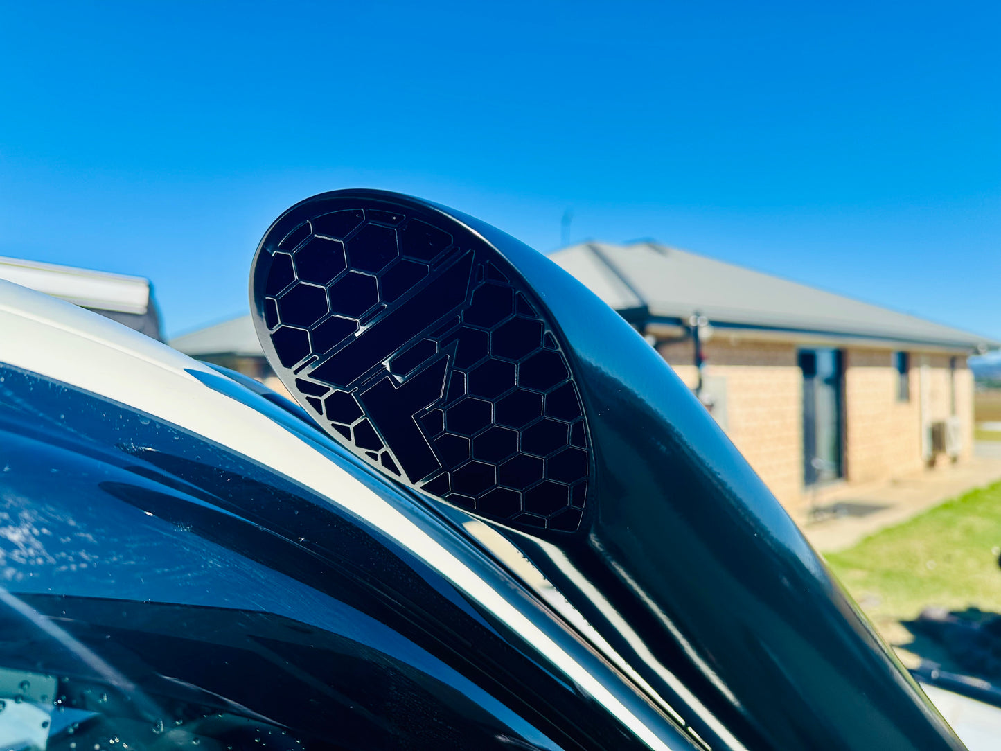 Toyota Hilux N60 -  3RZ 2.7 4 Cyl - (1997 - 2004) - PETROL D/Side DUAL Snorkels - Seamless Powder Coated