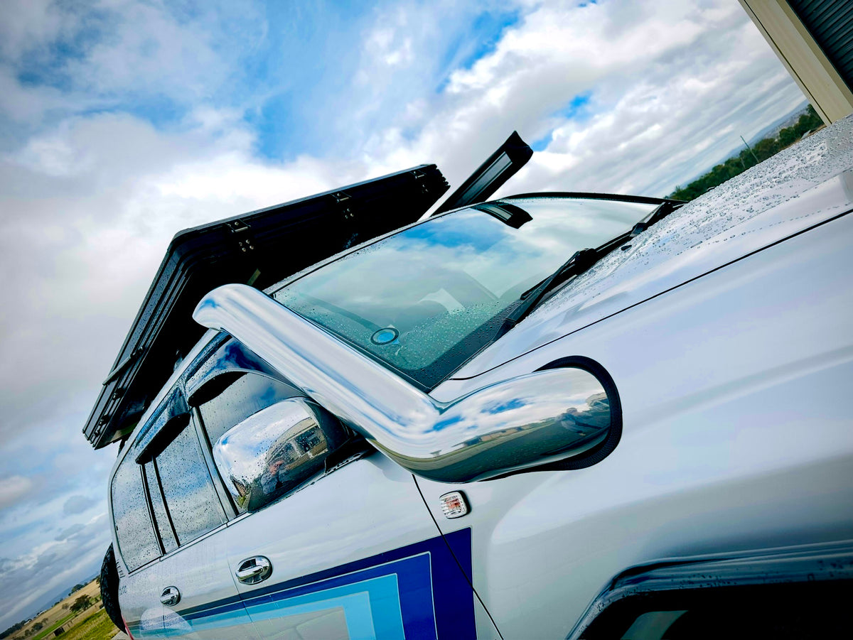 Toyota LandCruiser 100/105 Series - 5" Mid Entry Snorkel - Seamless Powder Coated