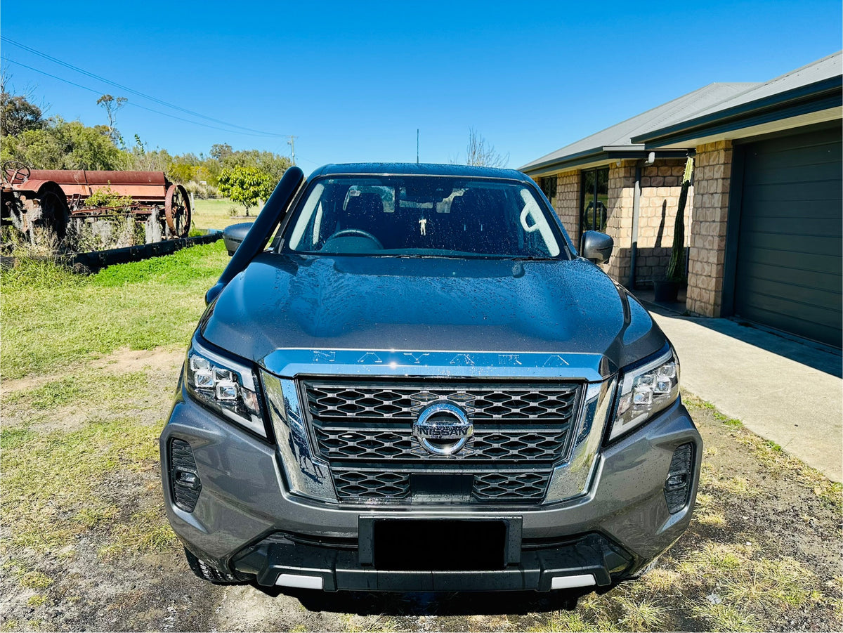 Nissan Navara (D23) NP300 - Mid Entry *Revised* Snorkel - Seamless Polished
