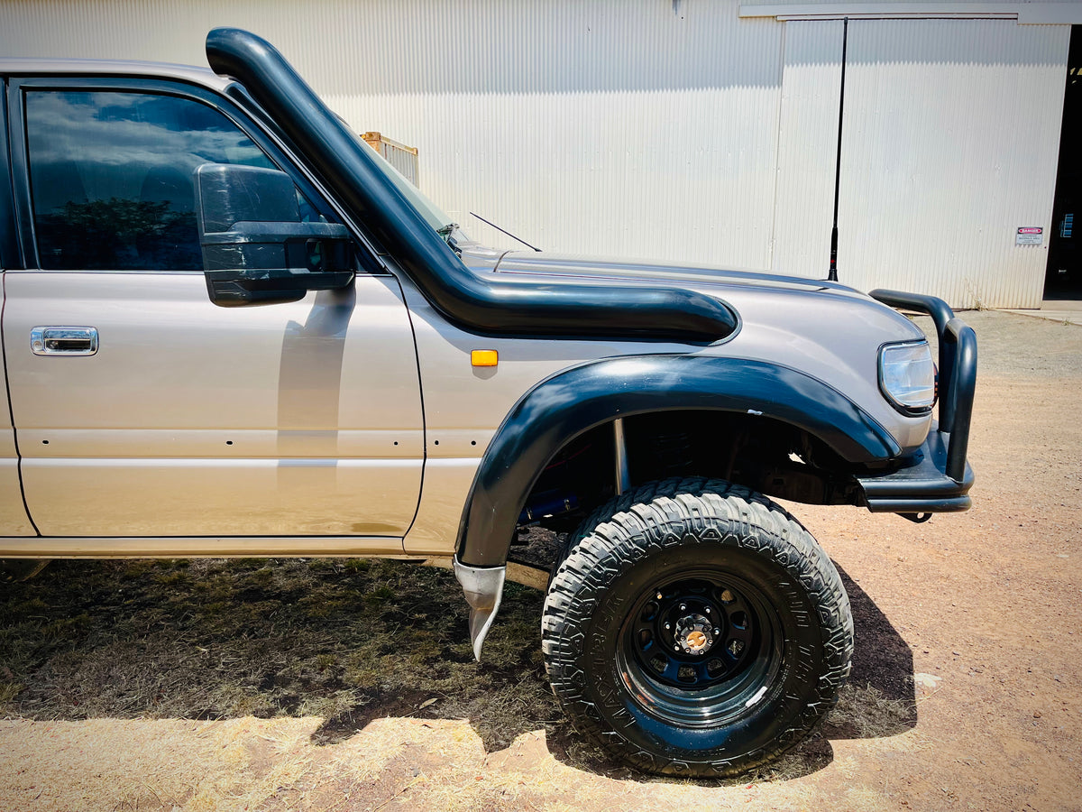 Toyota Landcruiser - 80 Series - 5" DUAL Snorkels - Seamless Powder Coated