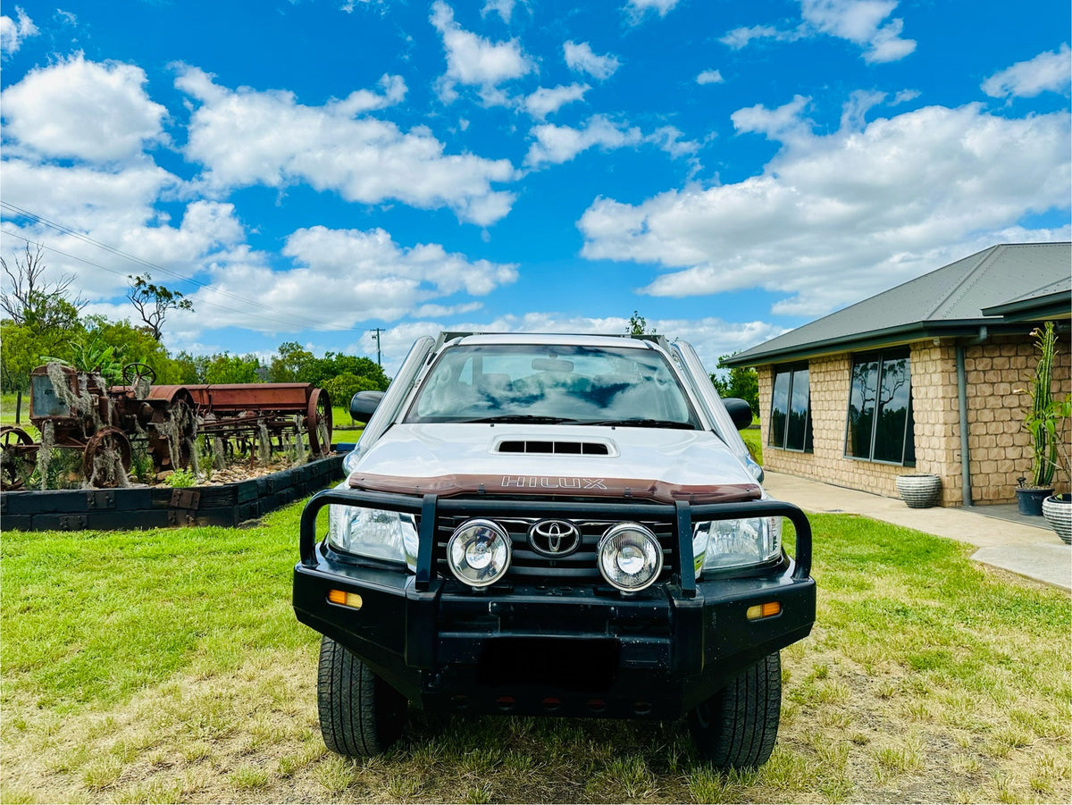 Toyota Hilux N70 - (2005 - 2014) - Recessed Mid Entry DUAL Snorkels - Basic Welded Powder Coated