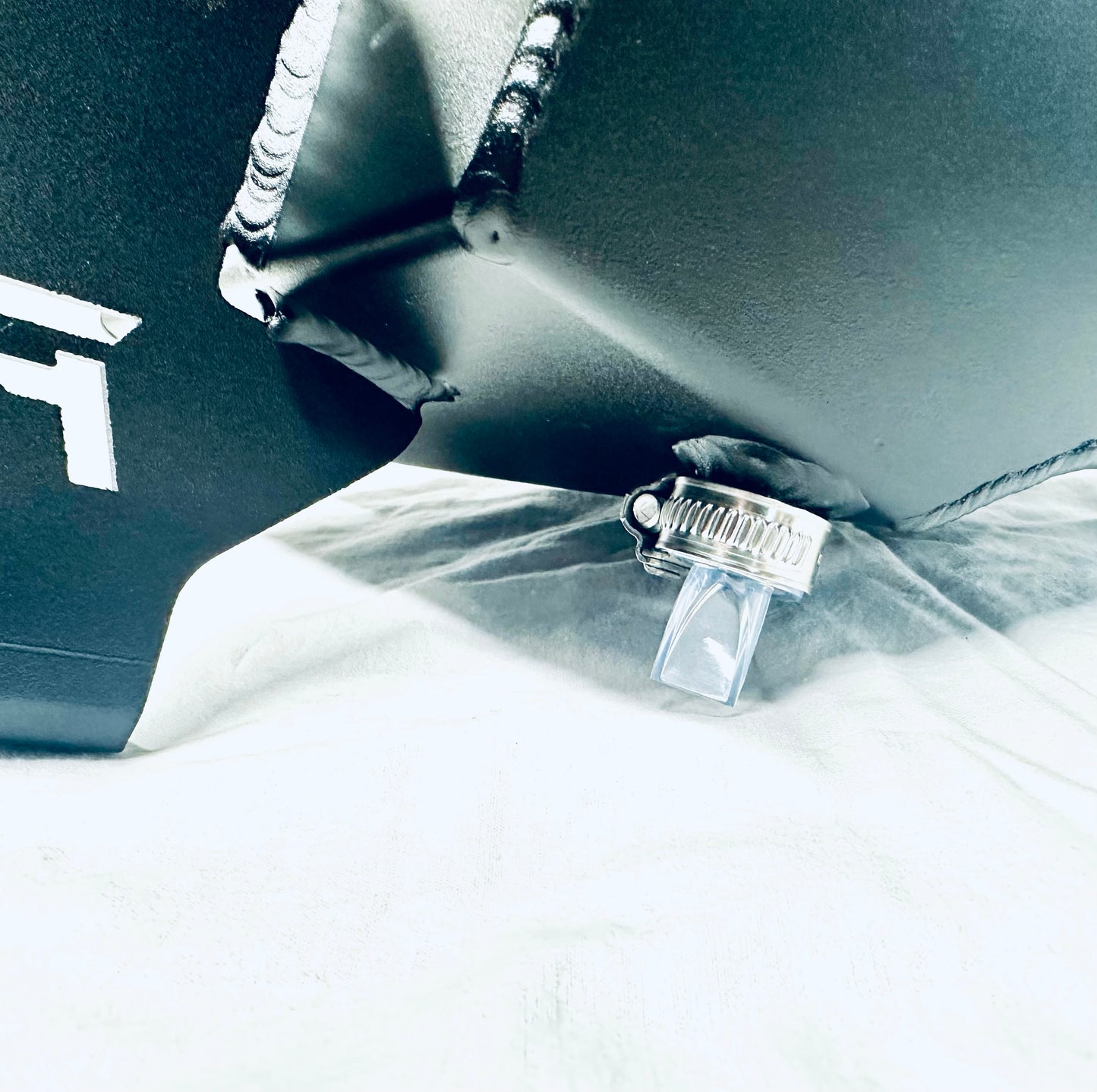 Isuzu Dmax/Mux (2016*-2020) DPF - Panel Airbox