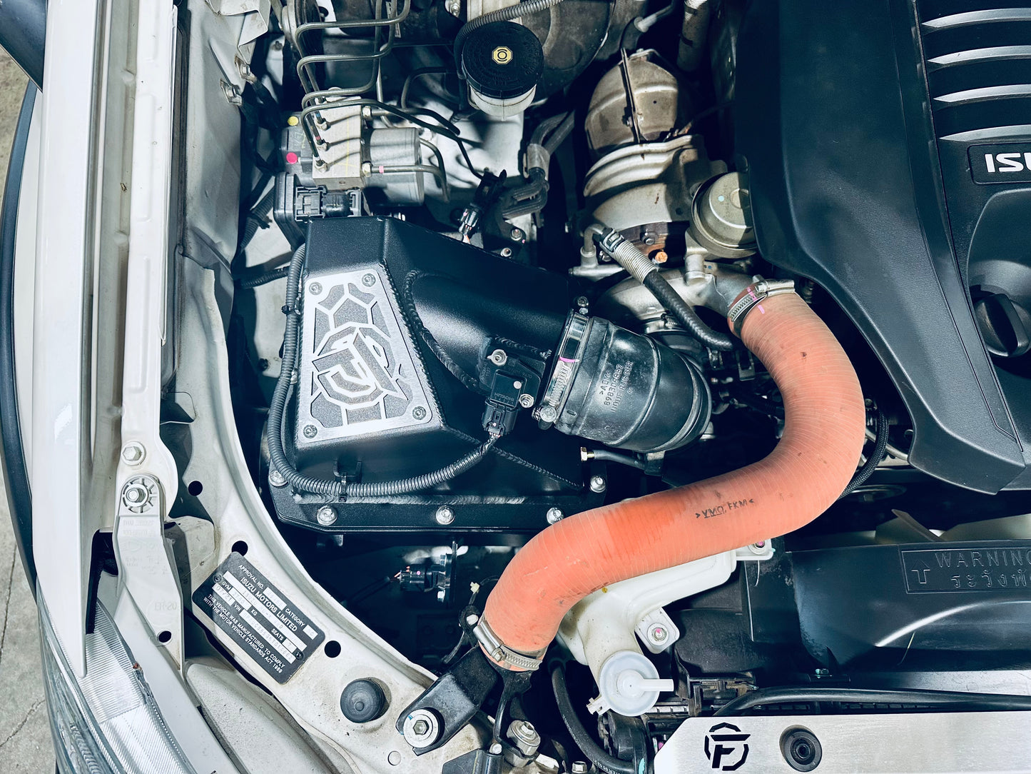 Isuzu Dmax/Mux (2016*-2020) DPF - Panel Airbox