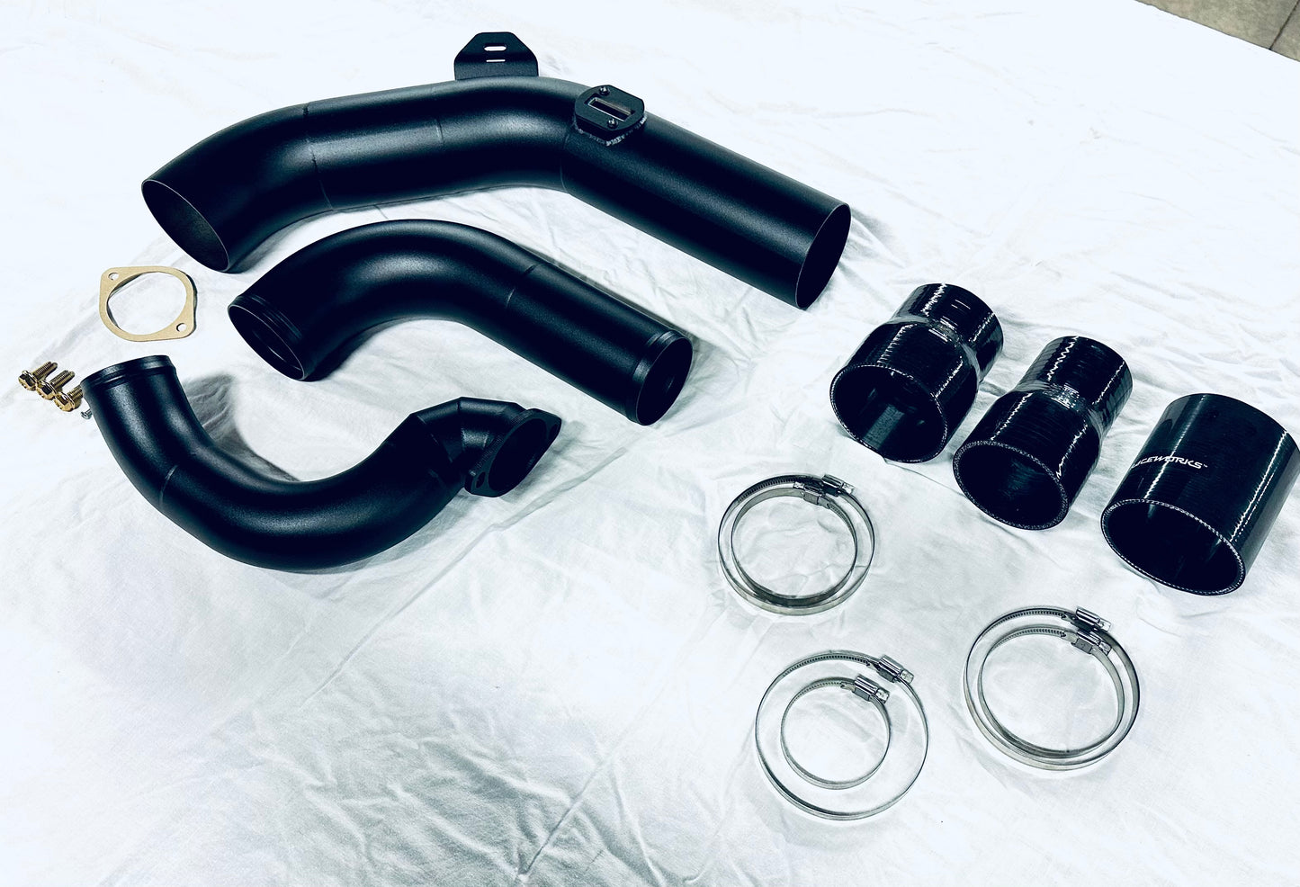 Toyota LandCruiser - VDJ 79 Series - Intake Pipe