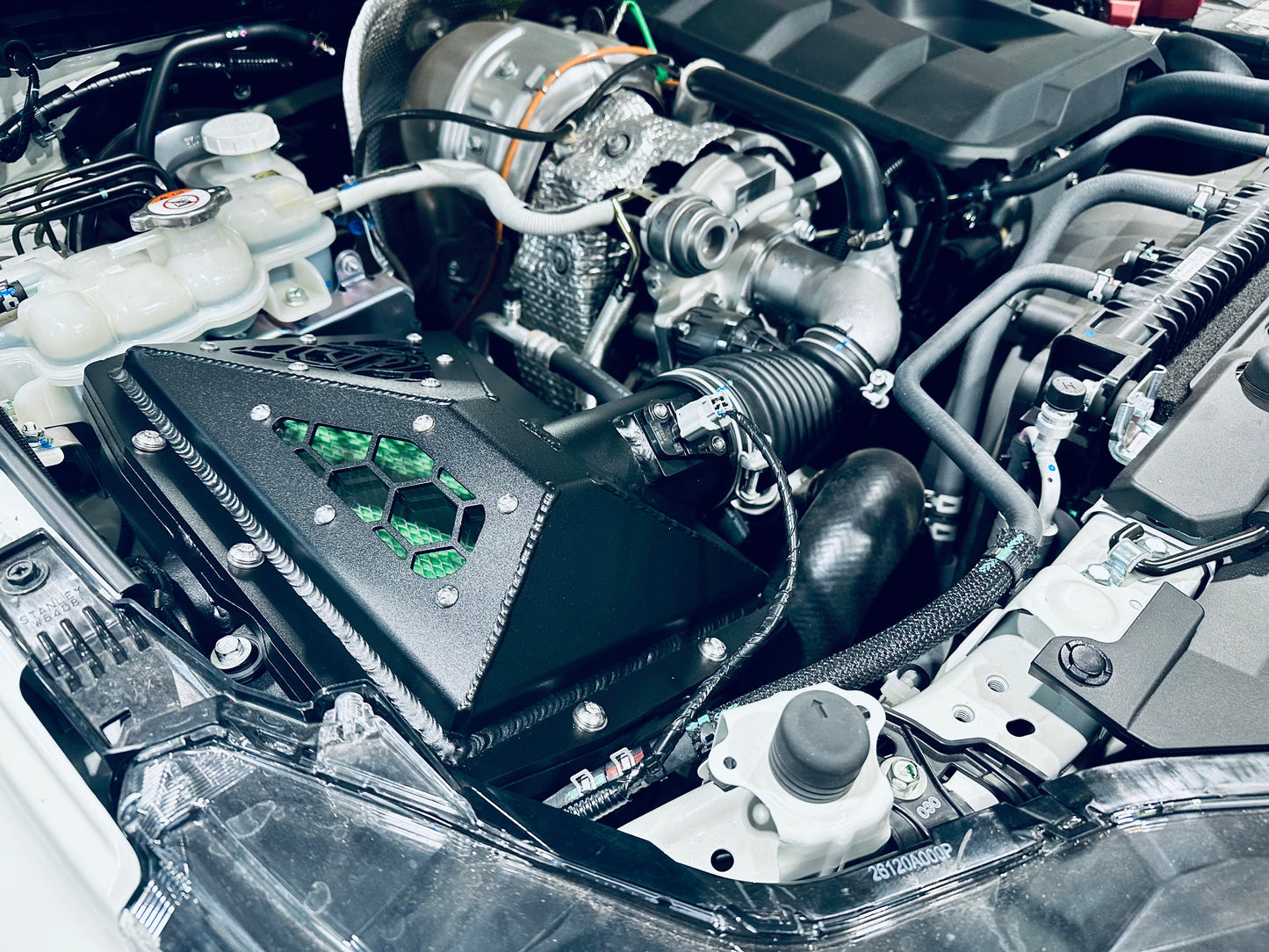 Mitsubishi Triton MV Next Gen (2023+) Short Entry Snorkel & Panel Airbox Package