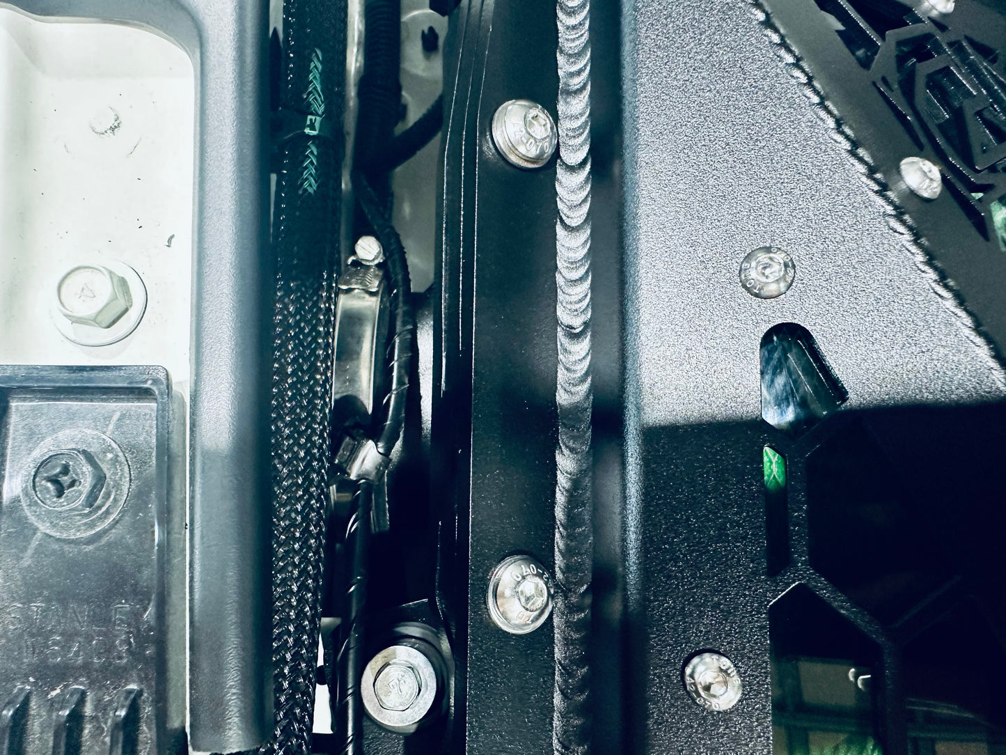 Mitsubishi Triton MV Next Gen (2023+) Short Entry Snorkel & Panel Airbox Package