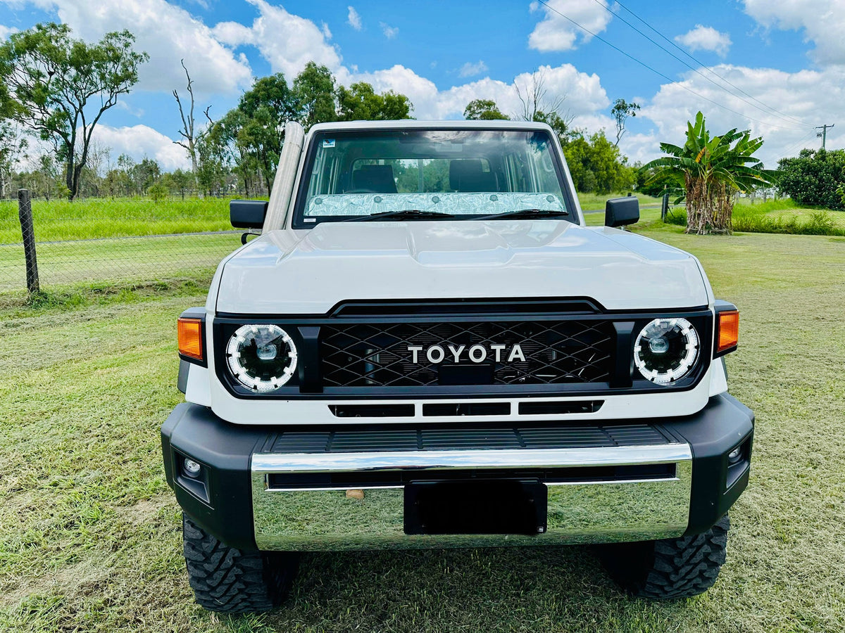 Toyota Landcruiser (2024 - current) - VDJ 70 Series - 4" DUAL Snorkels - Basic Weld - Polished