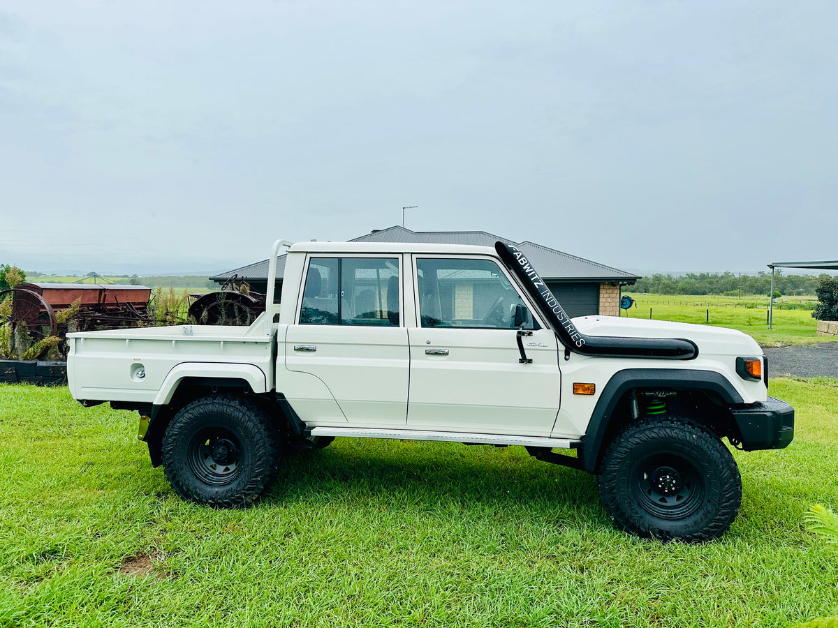 Toyota Landcruiser (2024 - current) - VDJ 70 Series - 5" Snorkel - Seamless Powder Coated