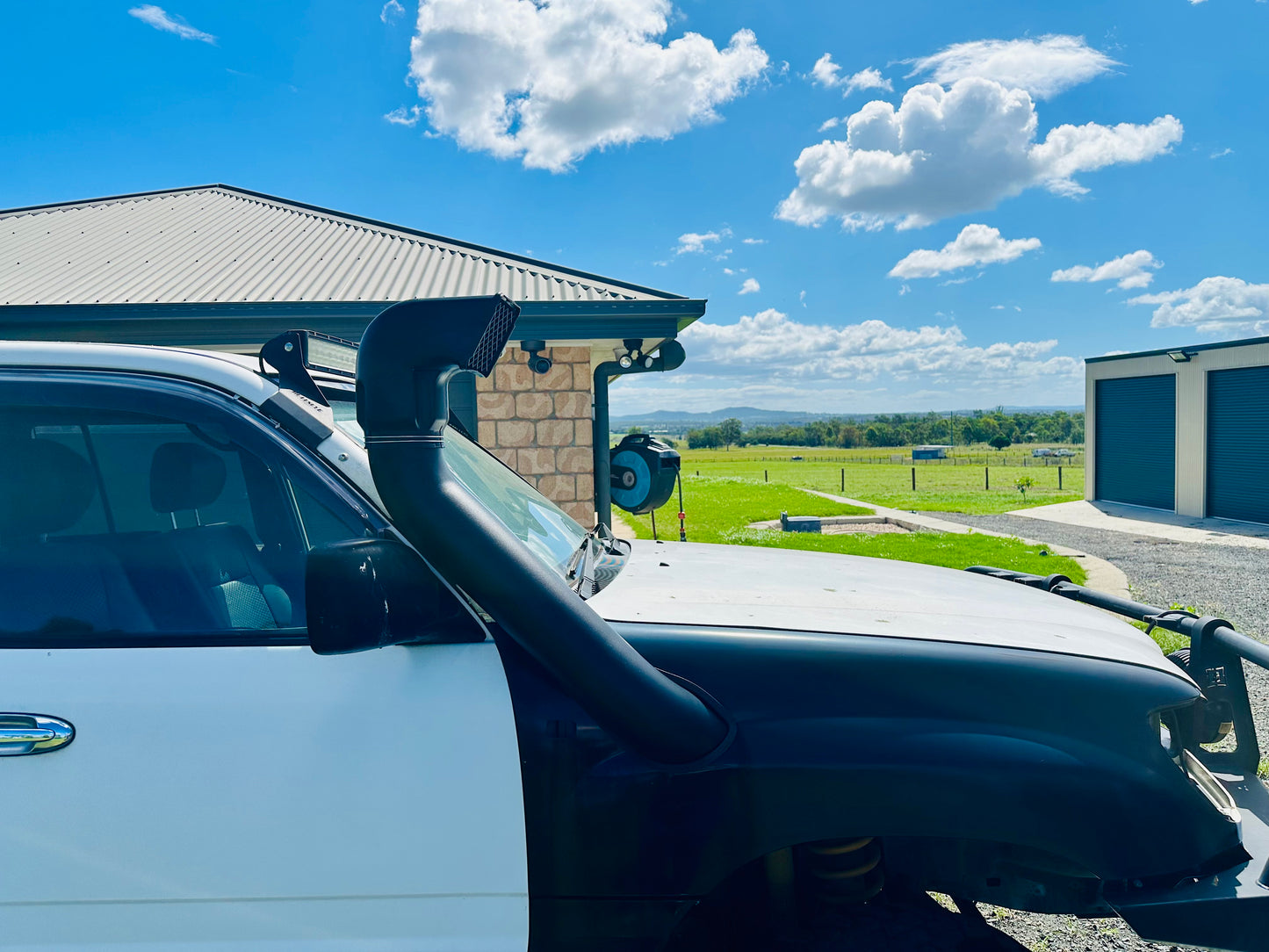 Toyota Landcruiser 100/105 Series 5" Short Entry Snorkel with Ram Head