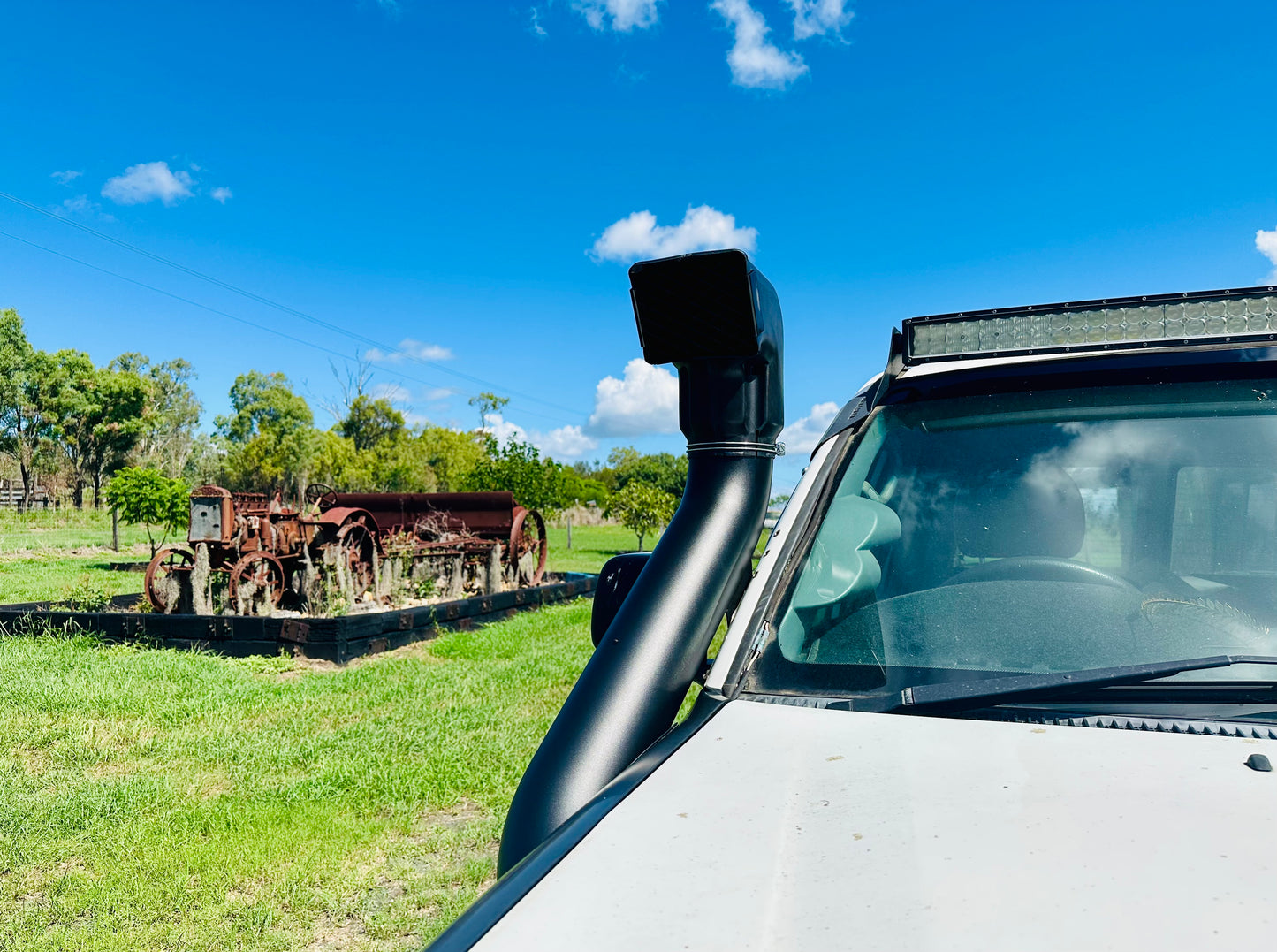 Toyota Landcruiser 100/105 Series 5" Short Entry Snorkel with Ram Head