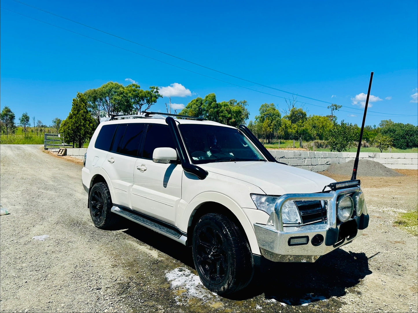 Mitsubishi Pajero (2006 – 2021) - (NS–NT-NW-NX models) 4" Dual Snorkels