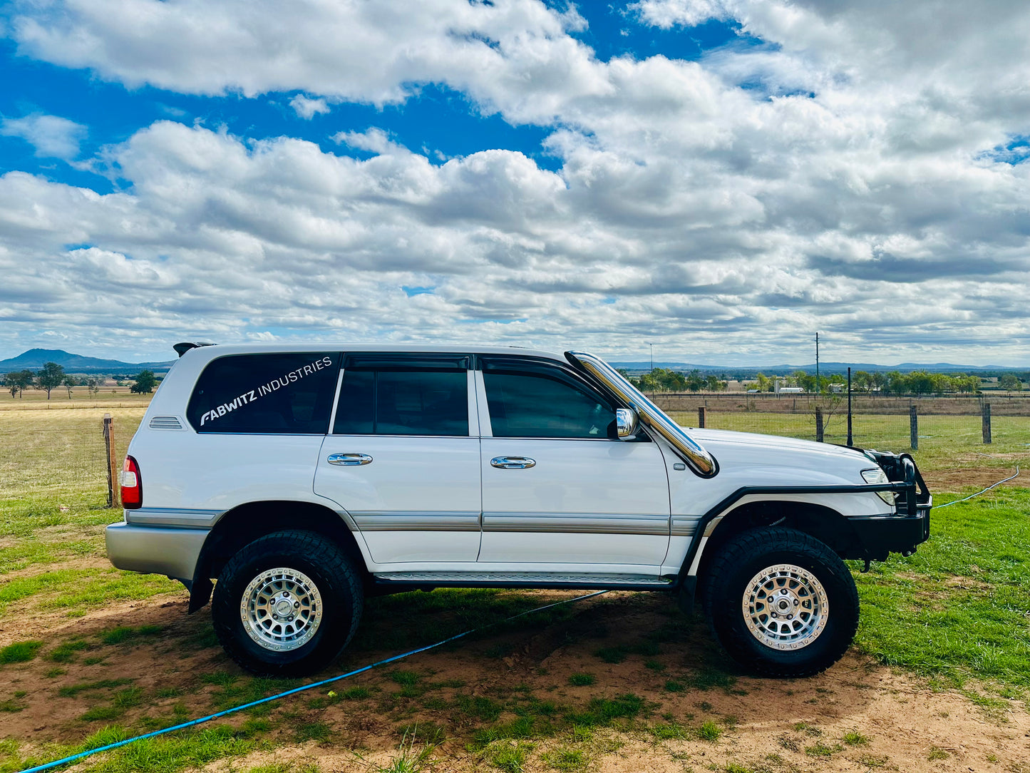 Toyota Landcruiser 100/105 Series 5" Short Entry Snorkel