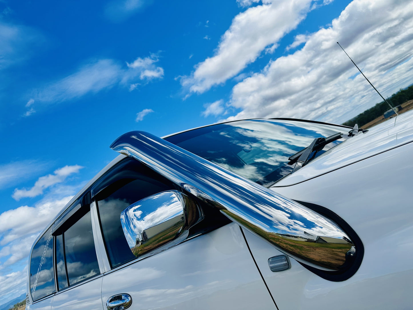 Toyota Landcruiser 100/105 Series 5" Short Entry Snorkel