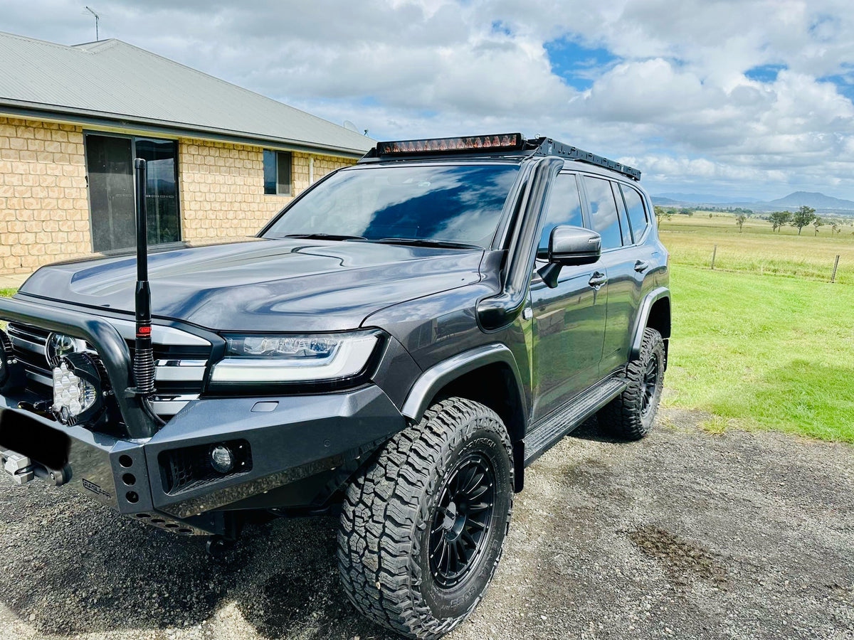 Toyota LandCruiser - 300 Series - 5" Mid Entry Snorkel - Seamless Powder Coated