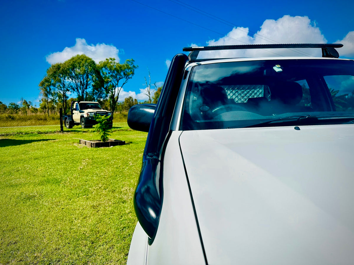 Toyota Hilux N70 - (2005 - 2014) - Cover up Snorkel - Seamless Powder Coated