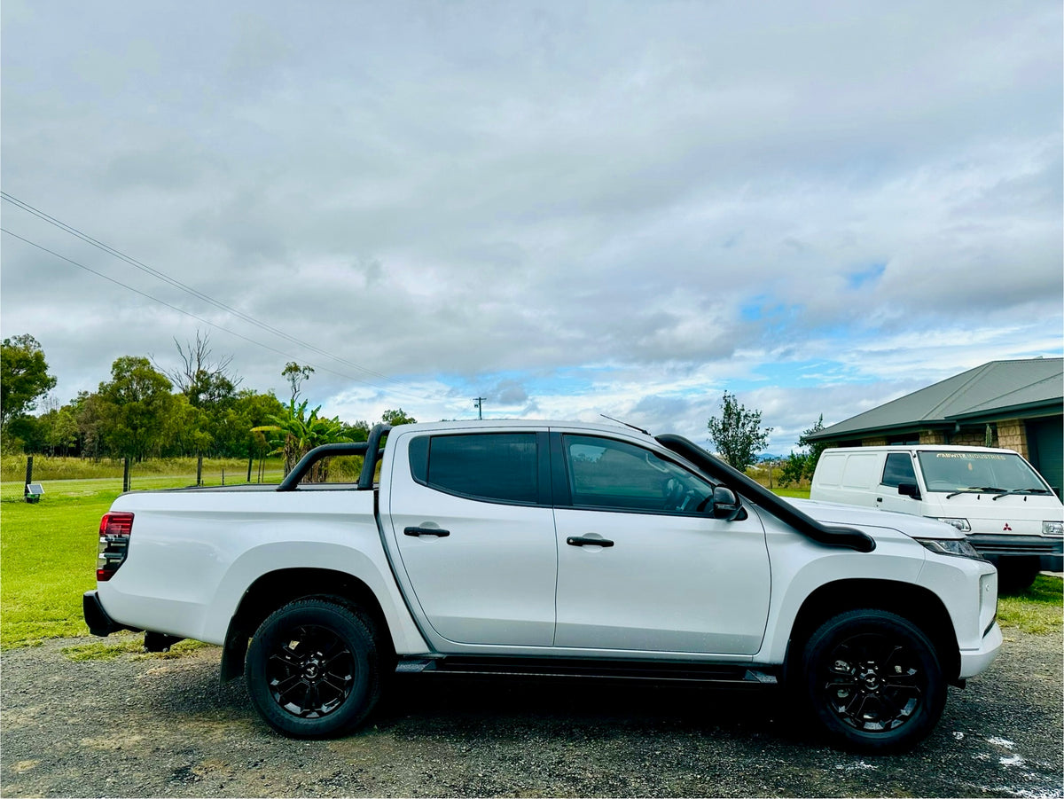 Mitsubishi Triton MR - Snorkel - Seamless Powder Coated