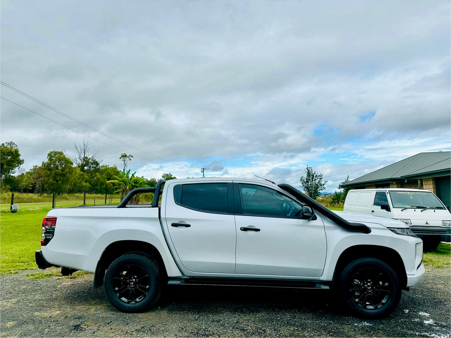Mitsubishi Triton MR - Snorkel - Snorkel & Clear Top Airbox Package