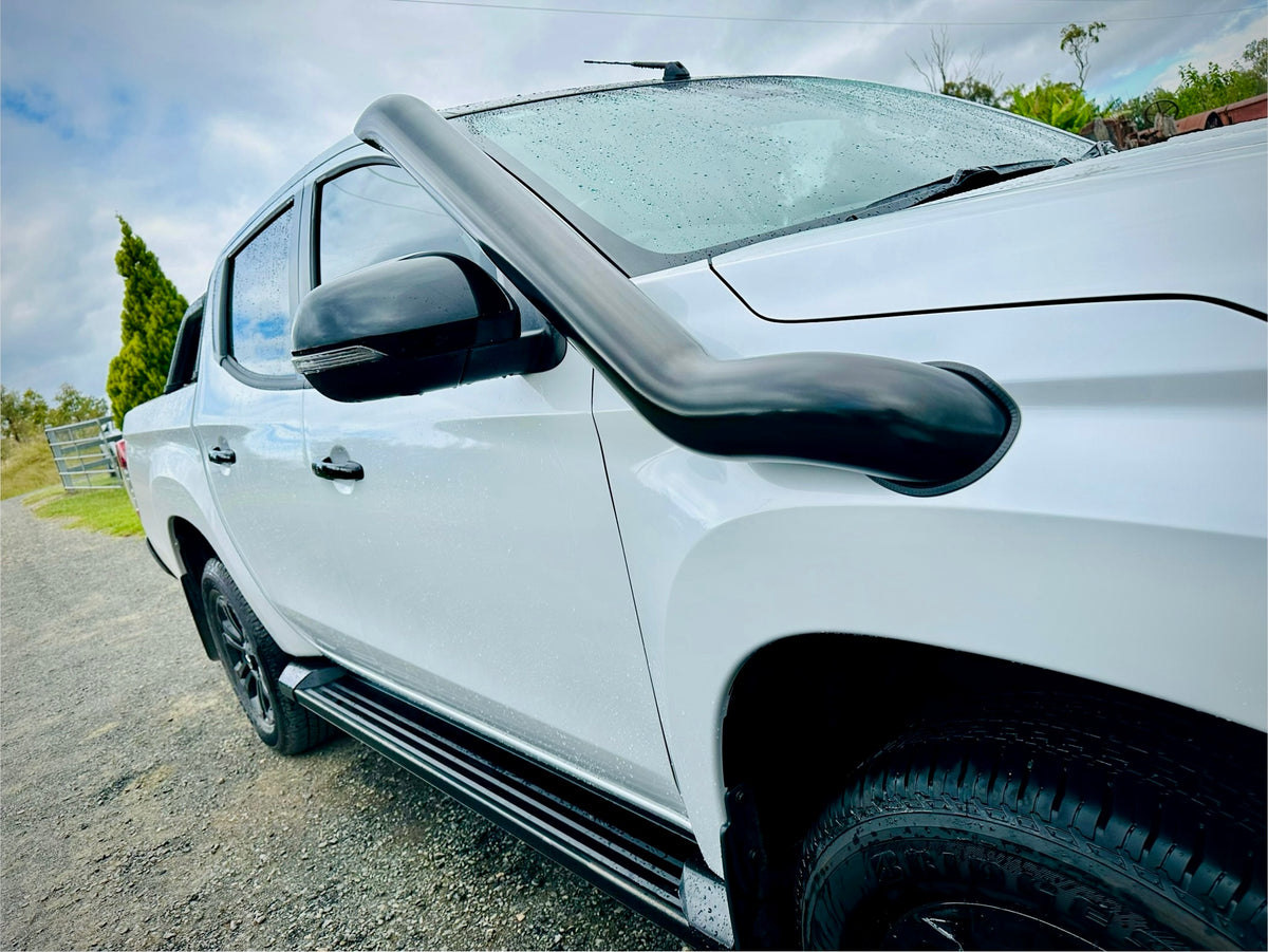 Mitsubishi Triton MR - Snorkel - Seamless Powder Coated