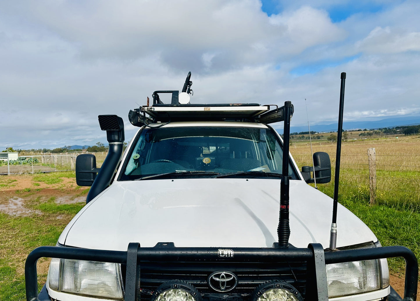 Toyota Landcruiser 100/105 Series 5" Short Entry Snorkel with Ram Head