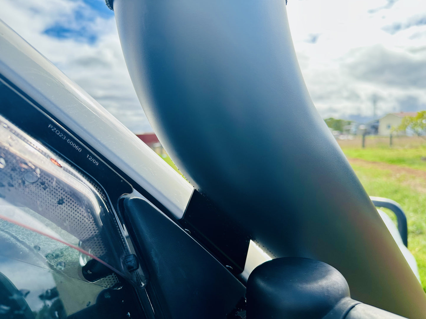 Toyota Landcruiser 100/105 Series 5" Short Entry Snorkel with Ram Head