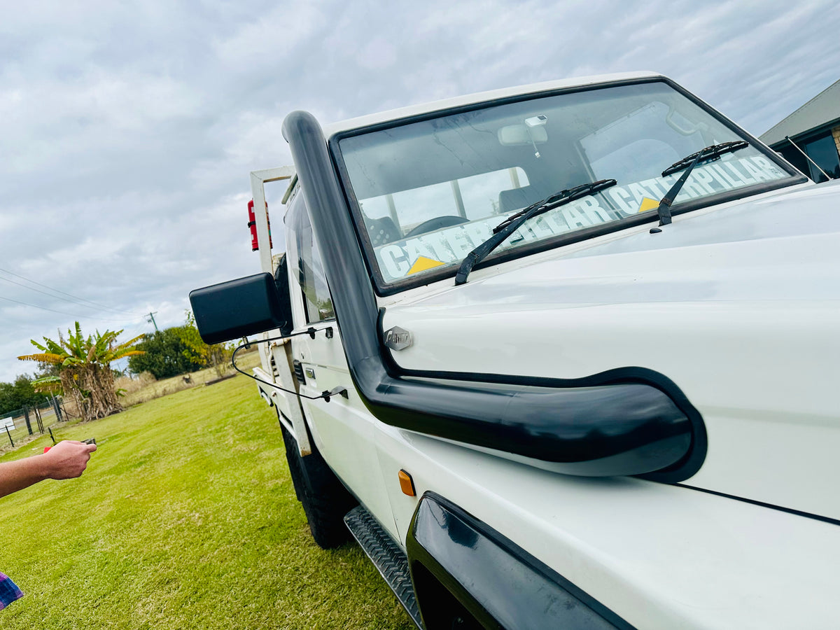 Toyota Landcruiser HDJ (6 Cylinder) - 79 Series - 4" Snorkel - Basic Weld Powder Coated