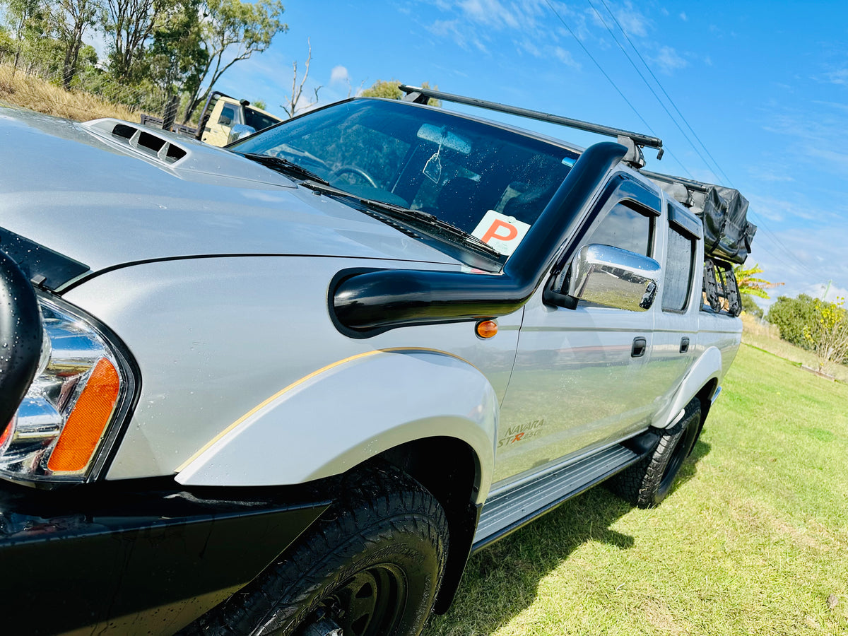 Nissan Navara D22 - Recessed/Cover up - For Nissan Factory Snorkel - Seamless Powder Coated