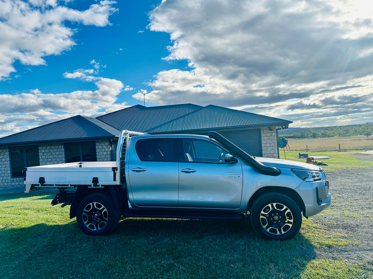 Toyota Hilux N80 (2015 & Onward) 5" Mid Entry Snorkel