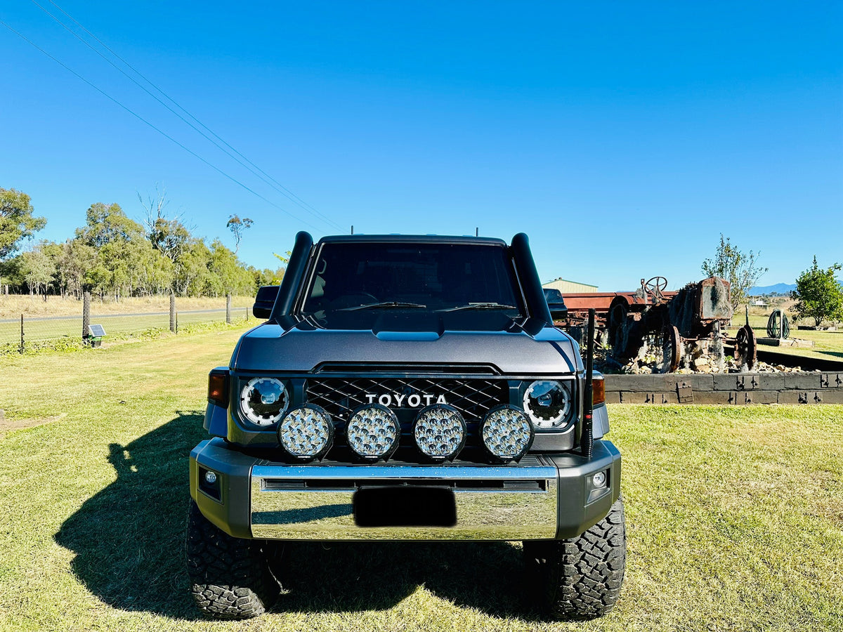 Toyota Landcruiser (2024 - current) - VDJ 70 Series - DUAL 5" Snorkels - Basic Weld Powder Coated