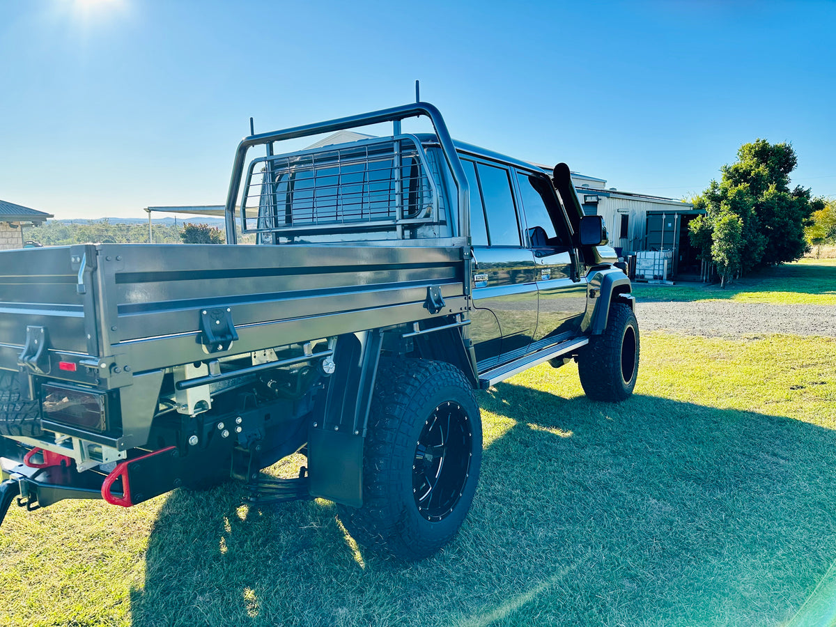 Toyota Landcruiser (2024 - current) - VDJ 70 Series - DUAL 5" Snorkels - Seamless Powder Coated