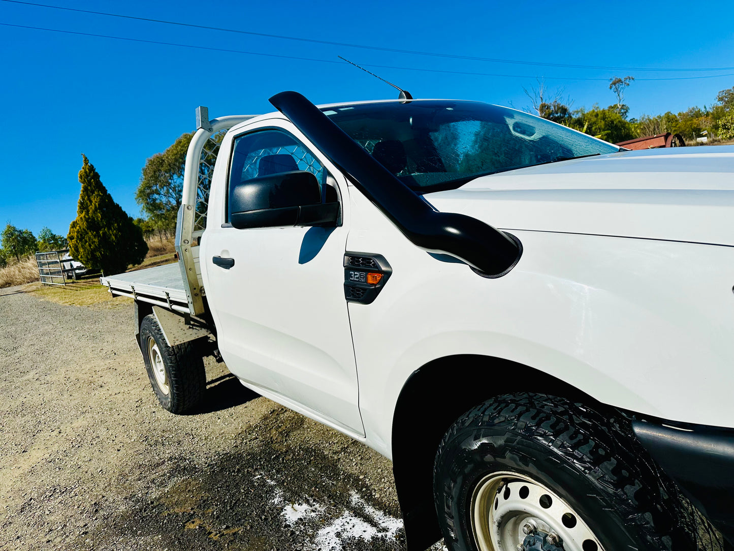 Ford PX Ranger (3.2Lt) - Mid Entry Snorkel & Clear Top Airbox Package