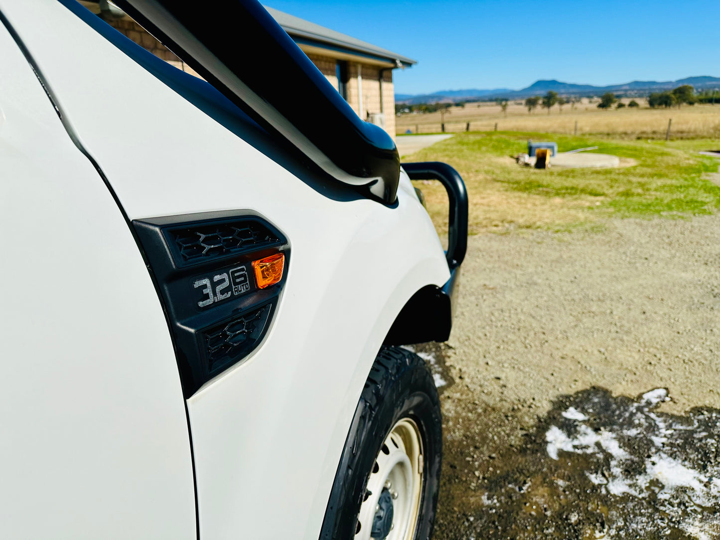 Ford PX Ranger (3.2Lt) - Mid Entry Snorkel & Clear Top Airbox Package