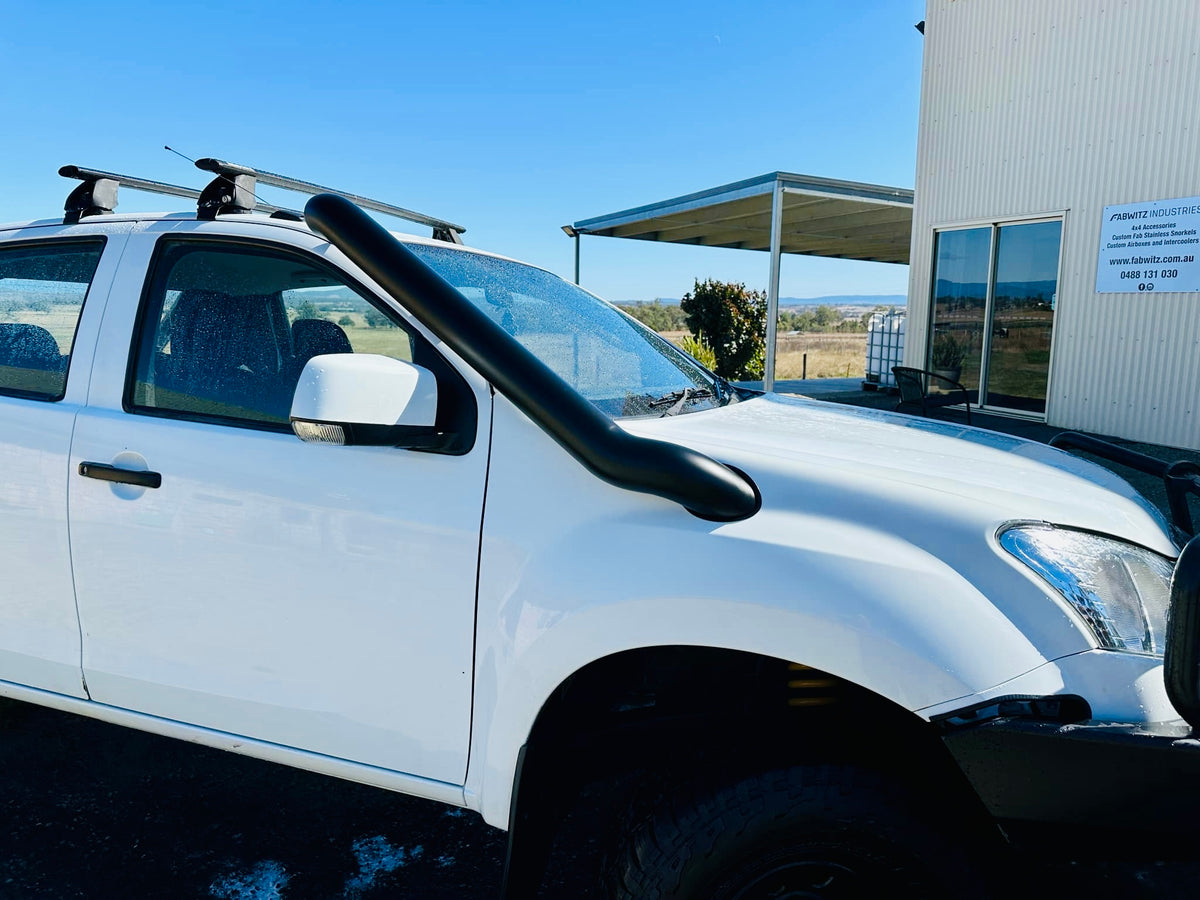 Isuzu Dmax (2012 - 2020) - Mid Entry Snorkel - Basic Weld Powder Coated