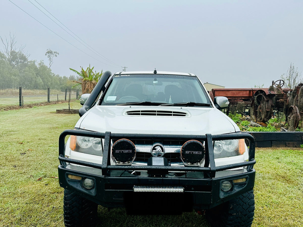 Isuzu Dmax (2008 - 2011) - Mid Entry Snorkel - Basic Weld Powder Coated