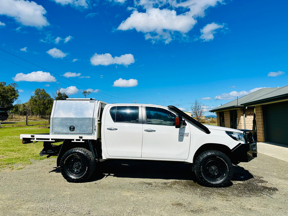 Toyota Hilux N80 - (2015 & Onward) - Short Entry Snorkel - Basic Weld Powder Coated