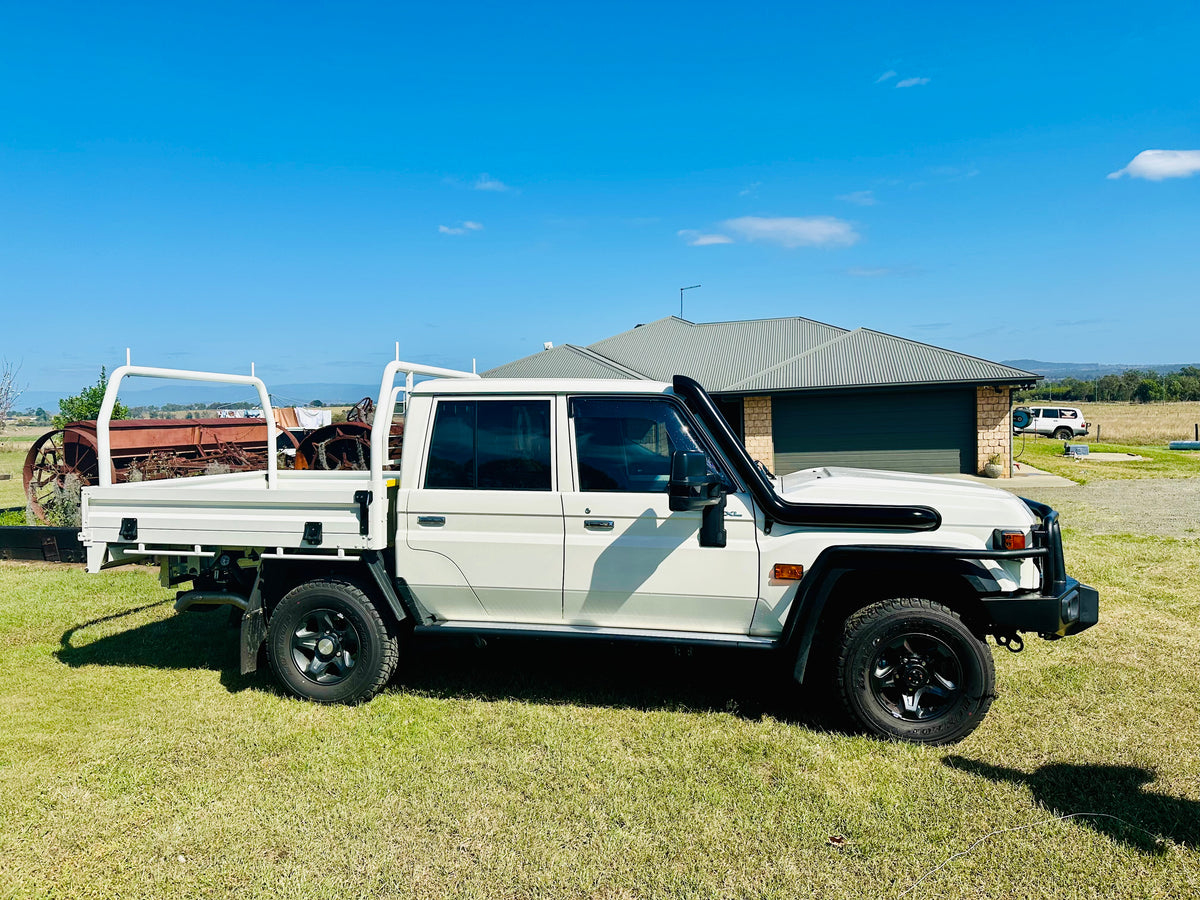 Toyota Landcruiser (2024 - current) - VDJ 70 Series - 4" Snorkel - Seamless Powder Coated